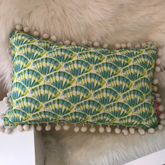 Lilly Pulitzer Indoor/Outdoor pillow | Beachy Pom Pom Trim **No Discount ** - Picture 2 of 3
